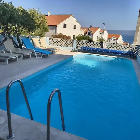 Apartment Gospojica *