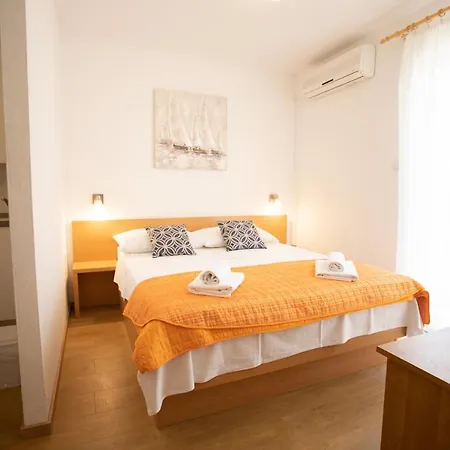 Apartment Gospojica *